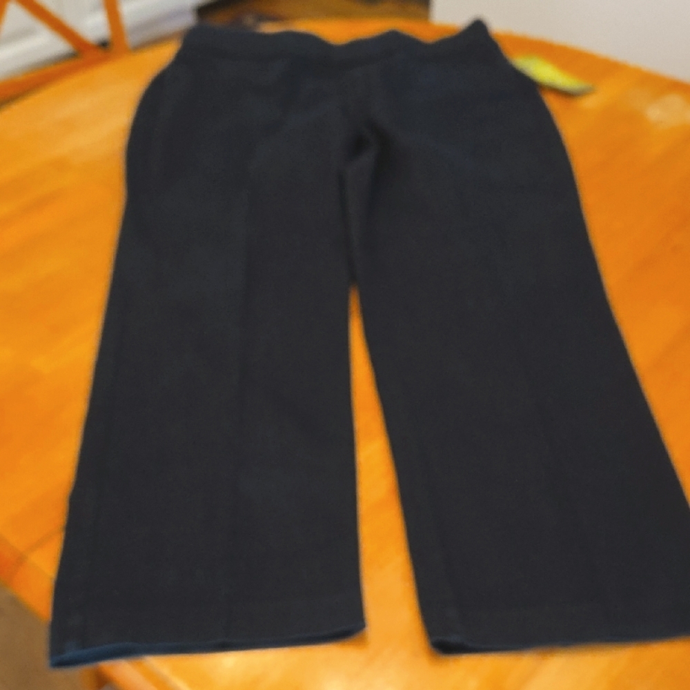 Womens Pull-on Jeans